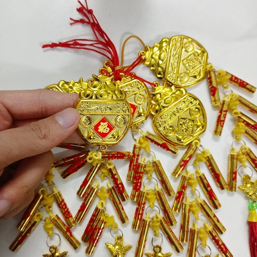 Bộ 5 dây pháo vàng và hũ tiền vàng trang trí tết
