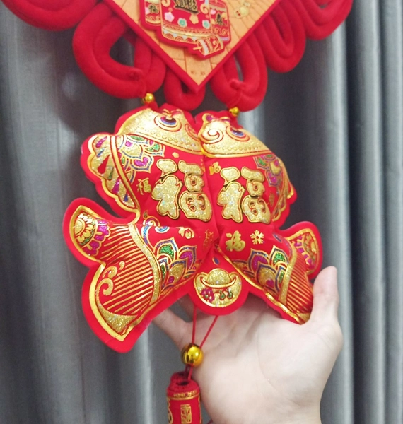 Liễn chữ phúc vàng pháo tết và cá chép lớn trang trí tết - 342