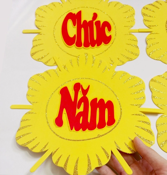 Bộ Chữ Dẻo Chúc mừng năm mới vàng kim tuyến lớn dán cửa kính trang trí tết