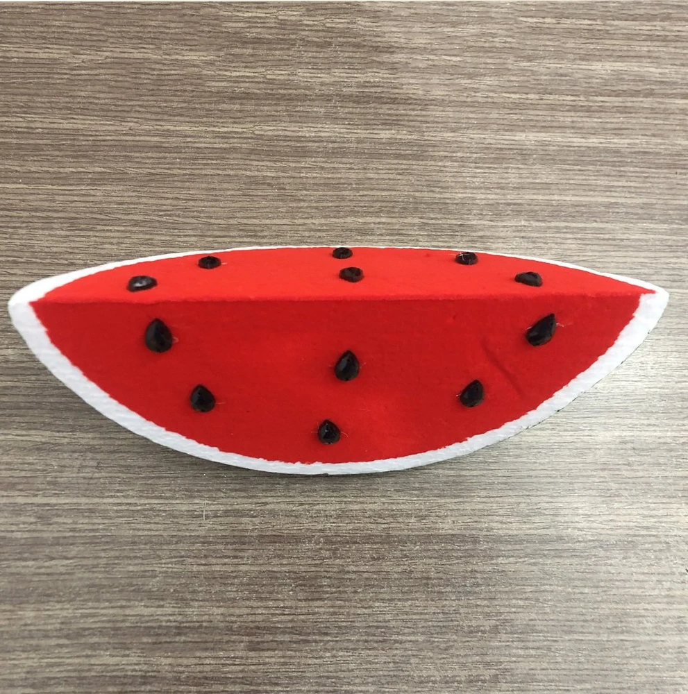 Miếng dưa hấu bằng xốp hạt nhựa trang trí tết