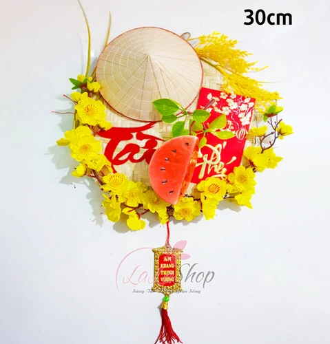 Mẹt mai vàng và bao lì xì phúc vàng trang trí tết