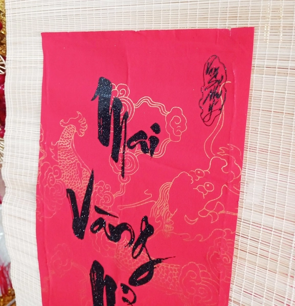 Combo cặp Liễn Mành Thư Pháp Lớn Mai vàng nở rộ mừng năm mới - Đào hồng khoe sắc đón xuân sang