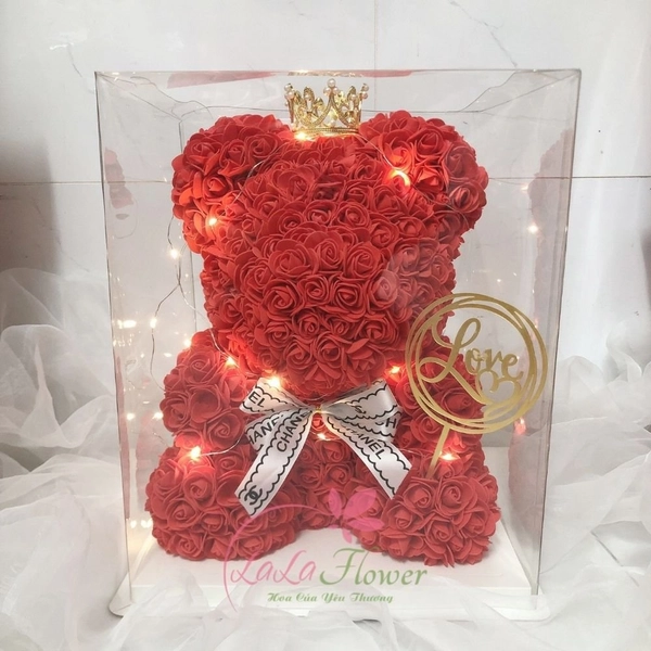 Hộp quà tặng Gấu hoa hồng kèm đèn LED và vương miệng size 40cm