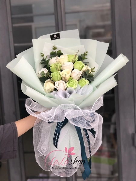 Bó hoa hồng sáp thơm sắc xanh nhạt 15 bông