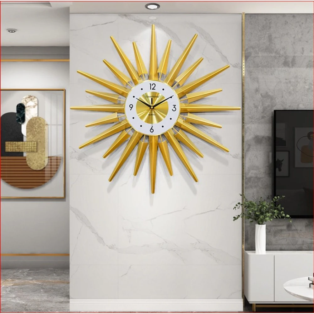 Đồng hồ treo tường đính đá mặt trời vàng 5
