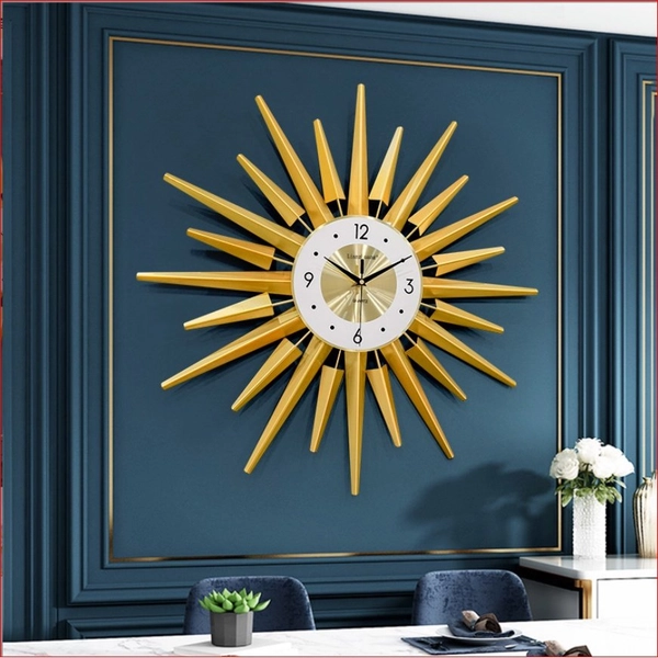 Đồng hồ treo tường đính đá mặt trời vàng 6