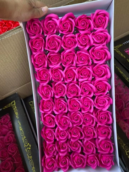 Hộp hoa hồng sáp thơm màu hồng sen 50 bông cao cấp