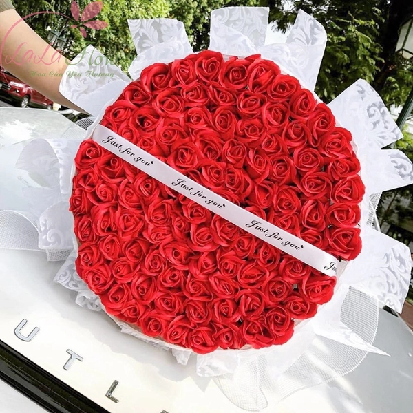 Bó 100 bông hoa hồng sáp giấy lụa cao cấp