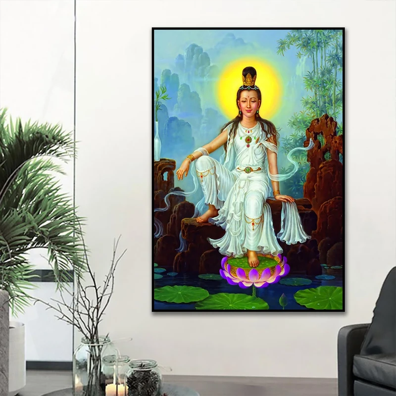 Tranh treo tường phật quan âm ngồi giữa hồ sen