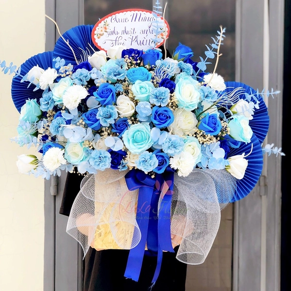 Lẵng hoa sáp thơm để bàn sắc xanh tràn hi vọng