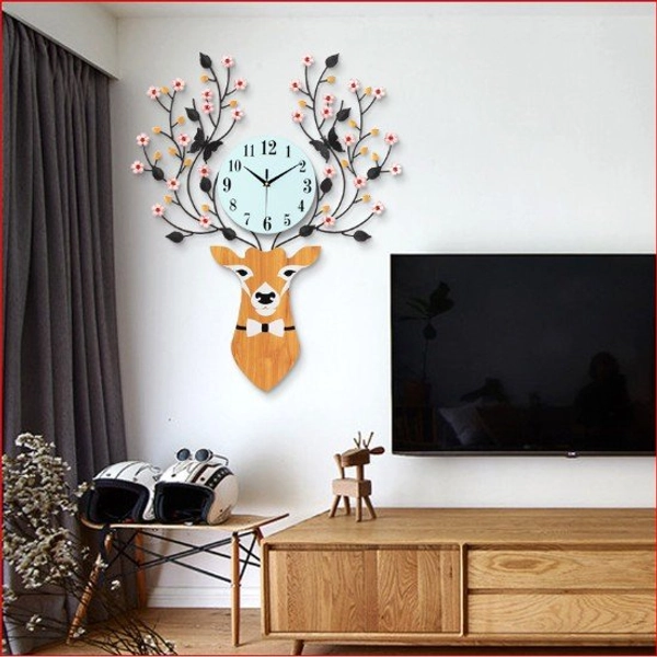 Đồng hồ treo tường đầu hươu hoa nở rộ