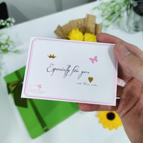 Set hộp quà tặng Bó 3 hoa hồng sáp yêu thương mẫu 4