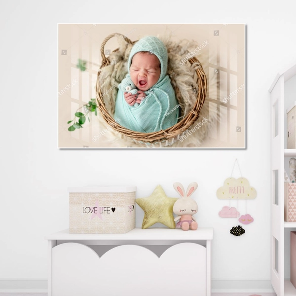 Tranh treo tường em bé ngủ đáng yêu