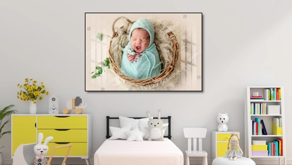 Tranh treo tường em bé ngủ đáng yêu