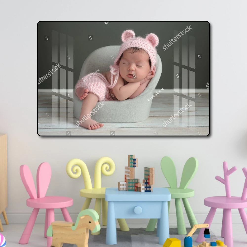 Tranh treo tường em bé ngủ đáng yêu