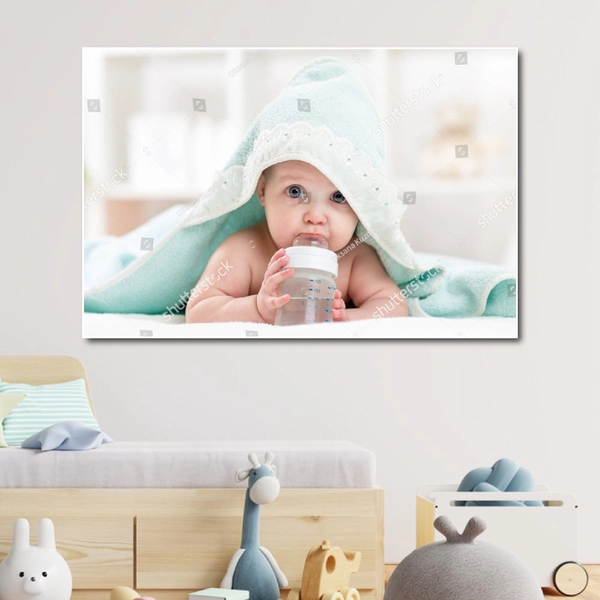 Tranh treo tường em bé đáng yêu dể thương