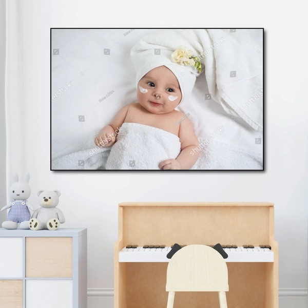 Tranh treo tường em bé đáng yêu dể thương