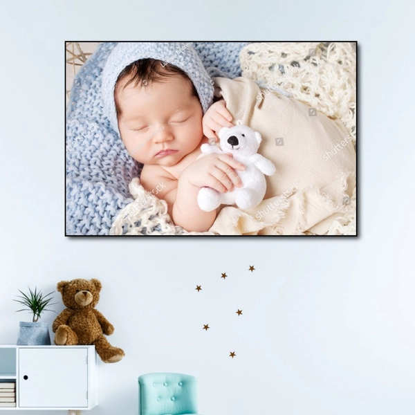 Tranh treo tường em bé ngủ đáng yêu