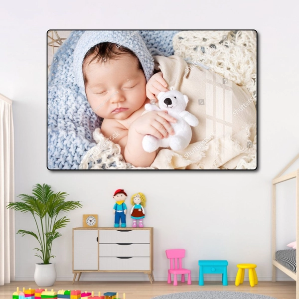 Tranh treo tường em bé ngủ đáng yêu