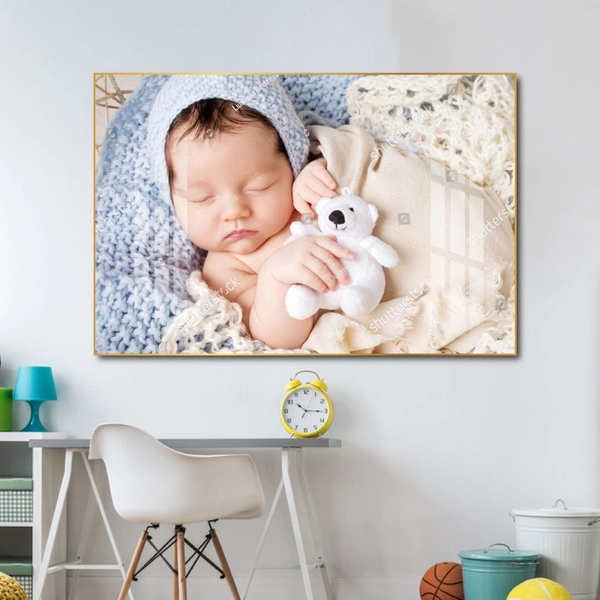 Tranh treo tường em bé ngủ đáng yêu