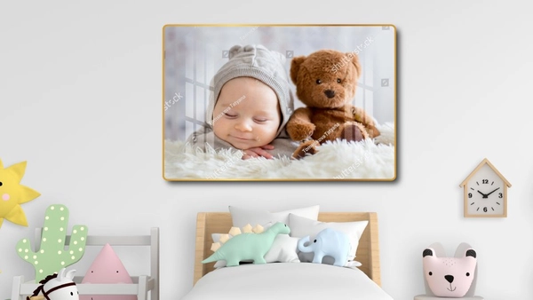 Tranh treo tường em bé ngủ đáng yêu