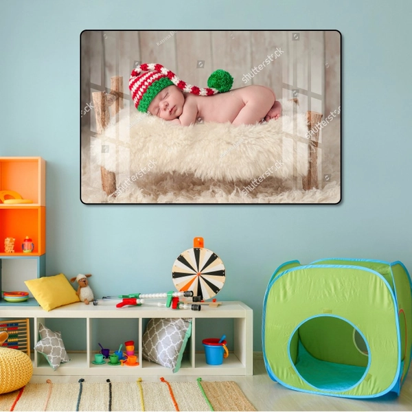 Tranh treo tường em bé ngủ đáng yêu