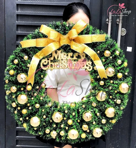 Vòng nguyệt quế Merry Christmas 65cm nhiều quả châu sắc vàng trang trí noel