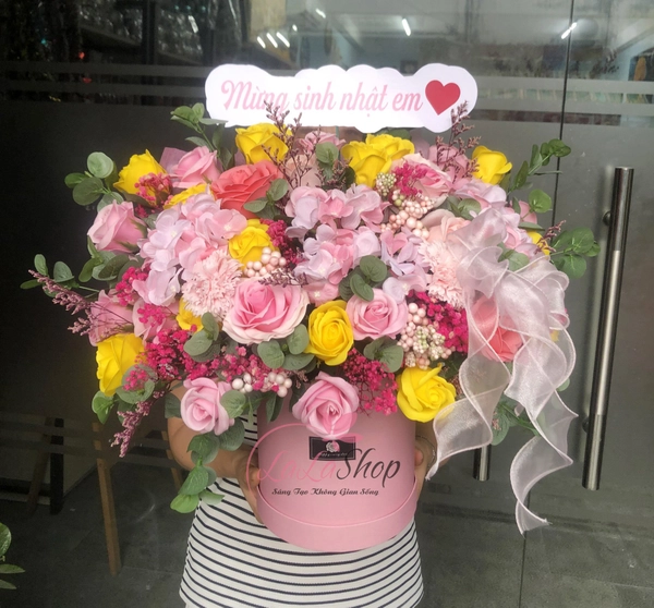 Hộp hoa để bàn 2