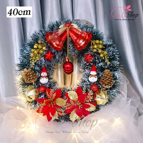 Vòng Nguyệt Quế 40cm Trang Trí Noel Quả Thông Và Chuông Đỏ Treo Cửa Có Kèm Đèn Led