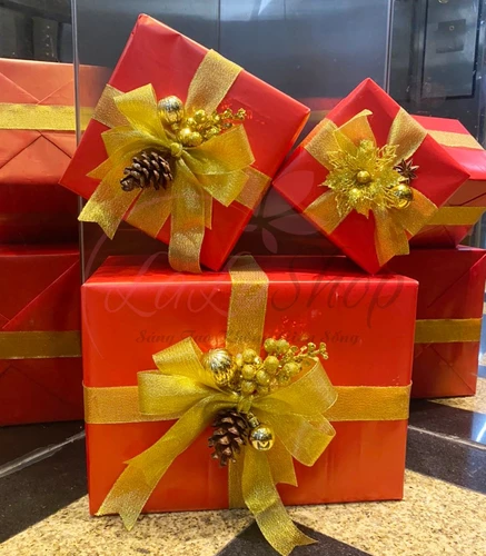 Set 3 hộp quà giáng sinh sắc đỏ hoa trạng nguyên trang trí cây thông noel làm quà tặng - Mẫu 6