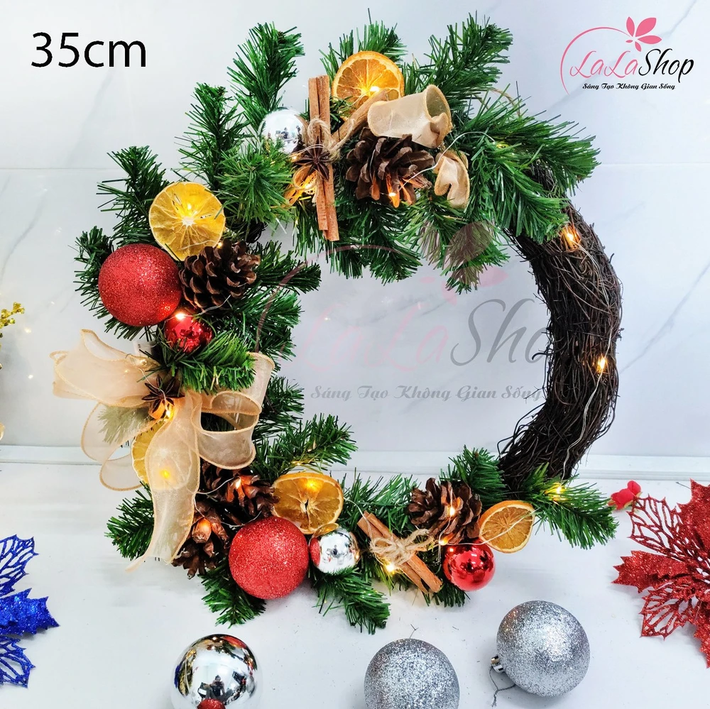 Vòng nguyệt quế 35cm trang trí merry christmas sắc màu treo cửa có kèm đèn led