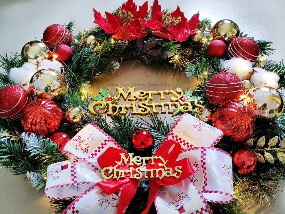 Vòng Nguyệt Quế Treo Cửa 60cm Trang Trí Noel Kèm Đèn Led