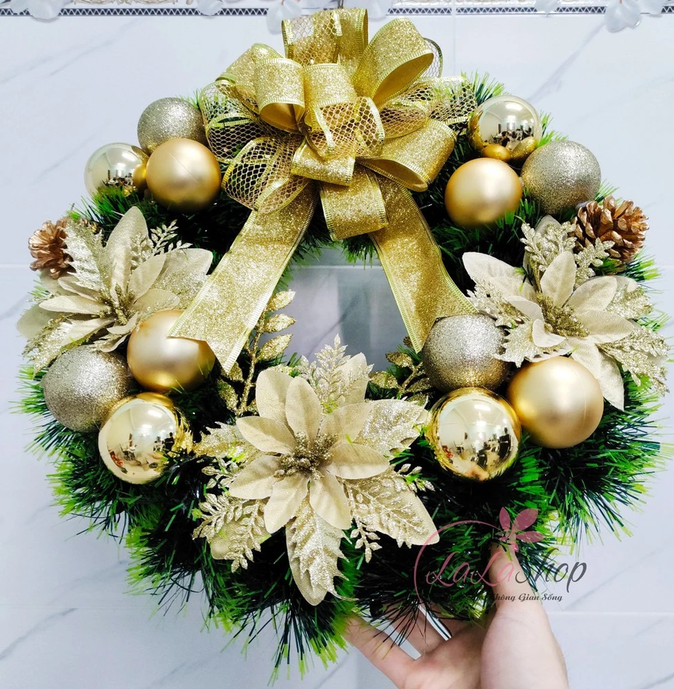 Vòng Nguyệt Quế Treo Cửa 40cm Trang Trí Noel Sắc Vàng Kèm Đèn Led