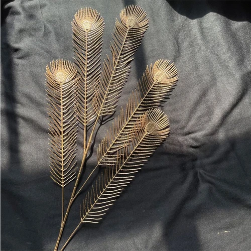 Cành đuôi công vàng kim tài lộc may mắn