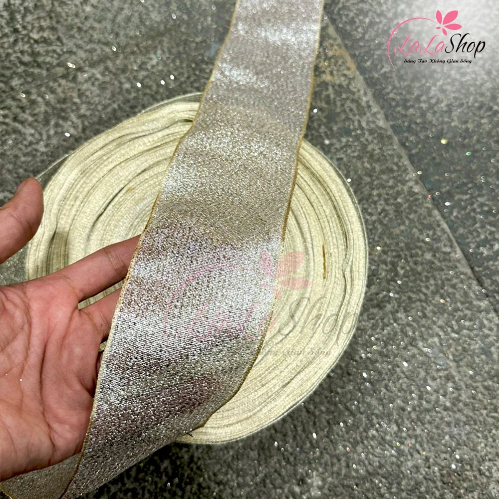 Cuộn Ruy Băng 10 Mét Màu Trắng Viền Vàng Kim Tuyến Lấp Lánh