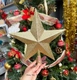 Ngôi sao đỉnh vàng phủ kim tuyến 30cm trang trí trên cây thông noel