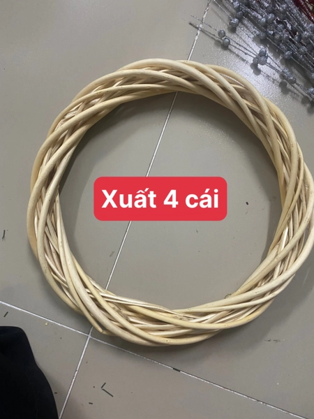 Vòngtrephụkiệnlàmđồtrangtrí