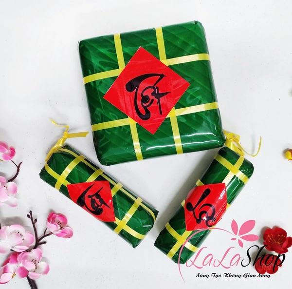 Combo bánh chưng bánh tét chữ tết tài lộc trang trí tết