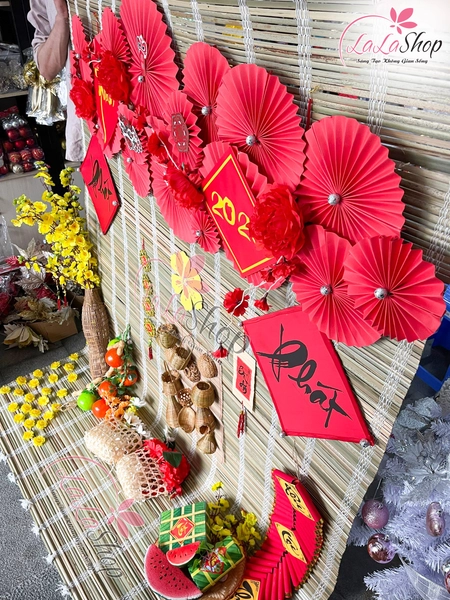 Tiểu cảnh mành tre xuân 2025 phát tài