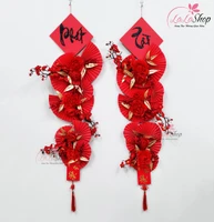 Liễn quạt đỏ chữ Xuân dài 1m3 đón vận may mắn treo cửa trang trí tết