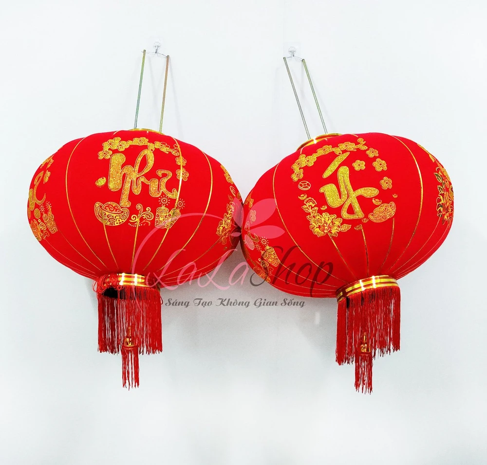 Cặp lồng đèn nhung đỏ Vạn sự như ý siêu lớn trang trí tết