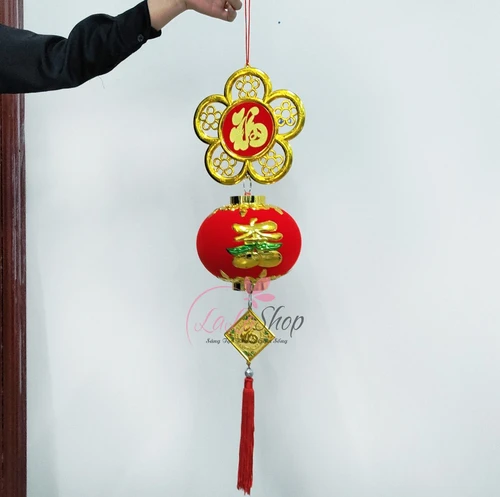 Lồng đèn đở hoa mai chữ phúc may mắn trang trí tết