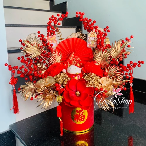 Bình hoa để bàn đào đông đón tài lộc năm mới trang trí tết