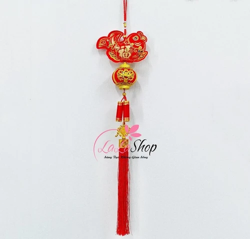 Liễn các chép lồng đèn nhung đỏ kèm 3 trái pháo trang trí tết