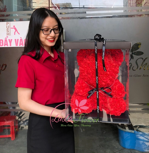 Hộp quà tặng Gấu hoa hồng kèm đèn LED và vương miệng size 40cm