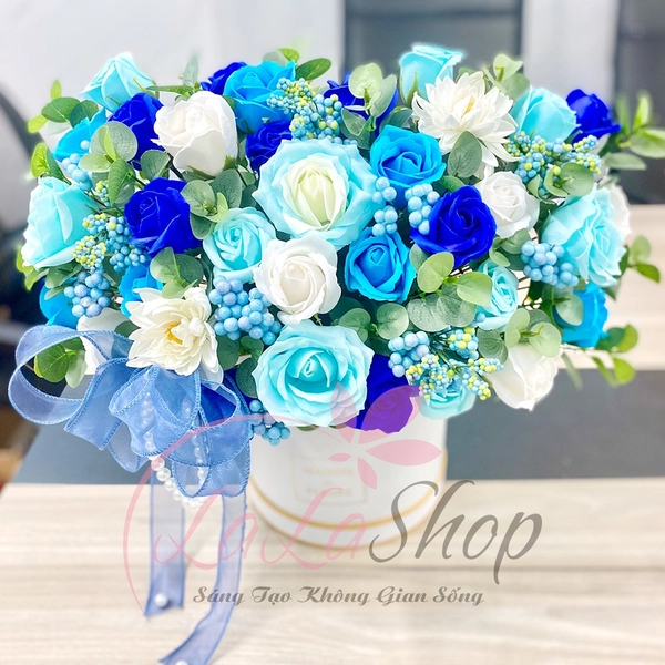 Chậu Hoa Sáp Tông Xanh Sang Chảnh