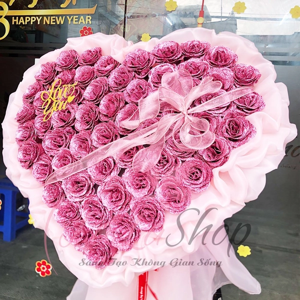 Bó 65 Hoa Hồng Nhũ Kim Tuyến Cao Cấp