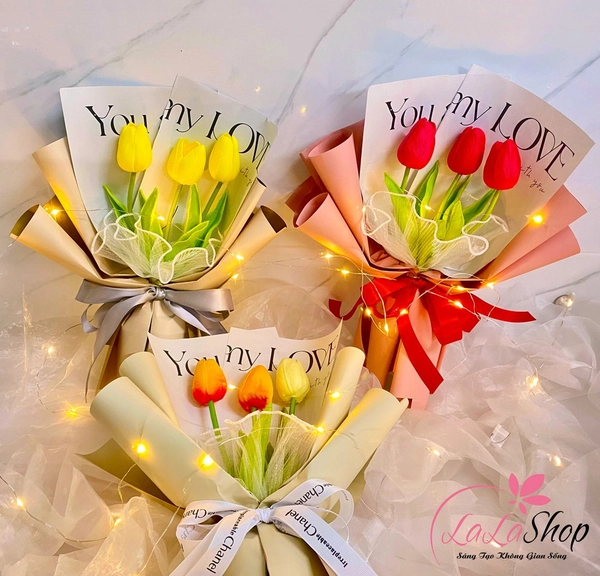 Bó 3 bông hoa tulip cao su rực rỡ
