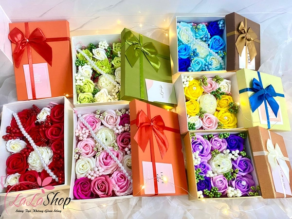 Hộp quà hoa hồng sáp thơm hình chữ nhật