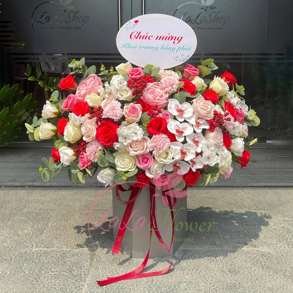 Lẵng hoa sáp thơm ngọt ngào